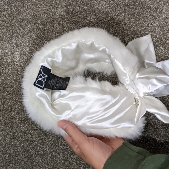 D&Y Faux Fur Winter Headband/Ear Warmer - Picture 5 of 6